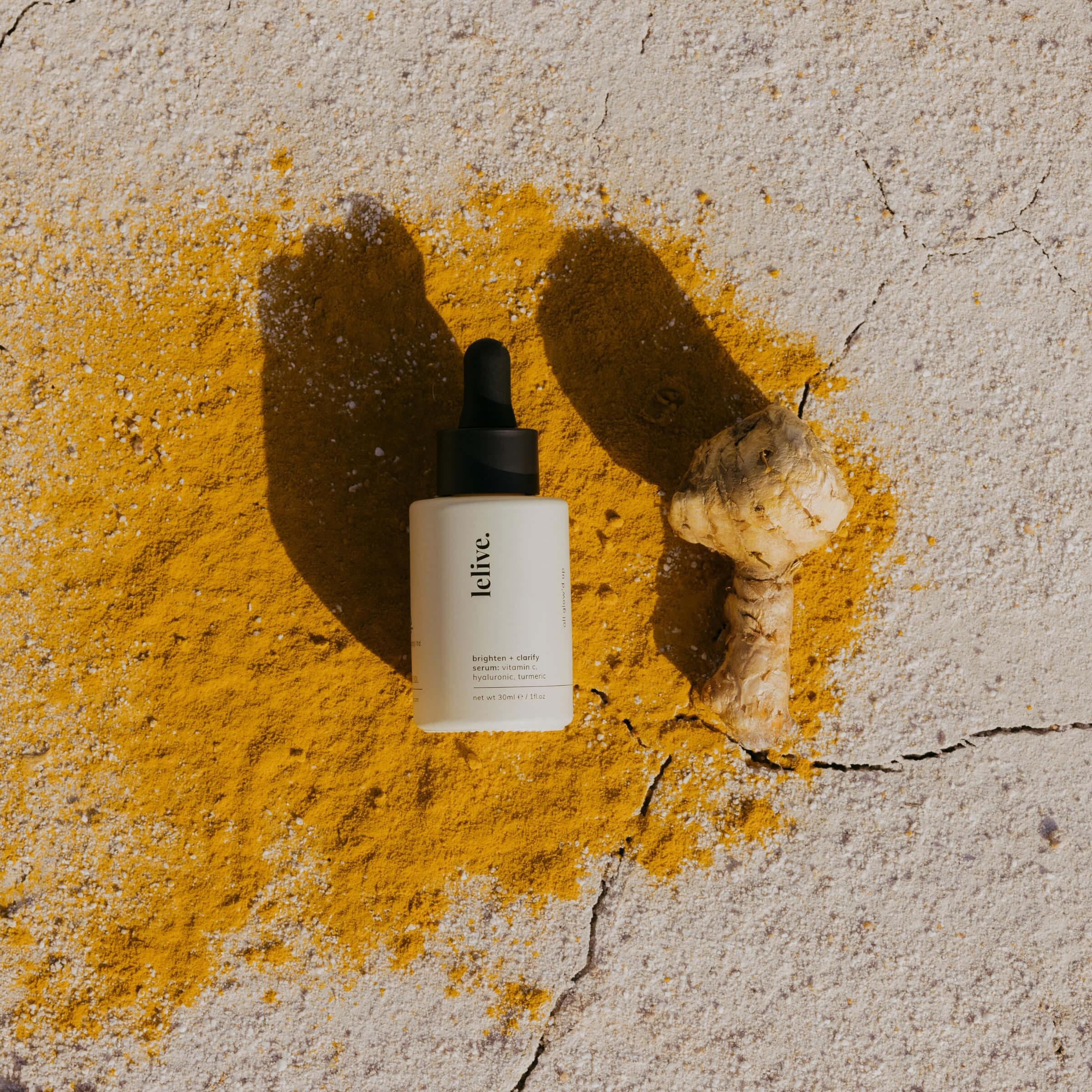 Skincare serum with Vitamin C and Niacinamide to effectively reduce dark spots and brighten skin tone