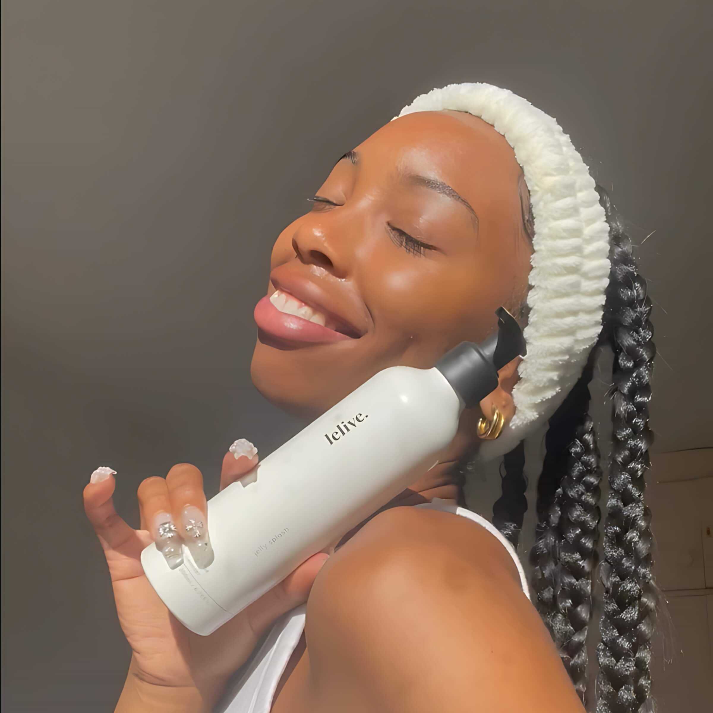 Salicylic acid treatment for effective care of acne-prone skin to reduce blemishes and improve complexion